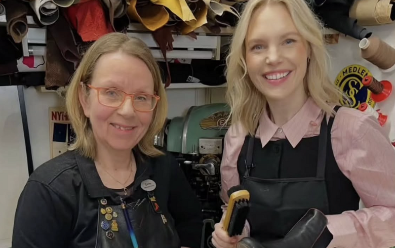 TV4 på studiebesök hos skomakarmästaren Carina Eneroth